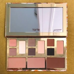 New Tarte Clay Play face shaping palette